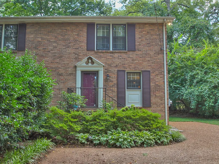 3321 Lealand Ln — Photo 29