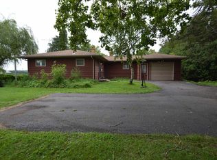 1598 County Road B, Platteville, WI 53818