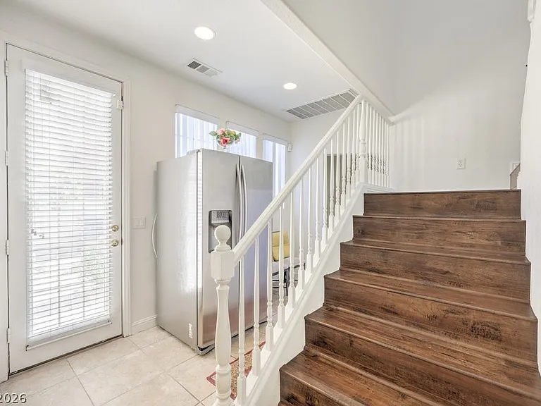 437 Eternity St — Photo 15