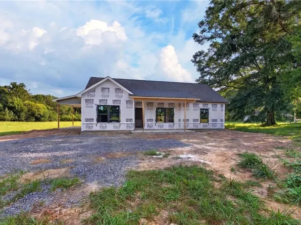 81 Wieuca Way, Cedartown, GA 30125