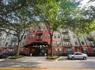 911 N Orange Ave APT 427, Orlando, FL 32801