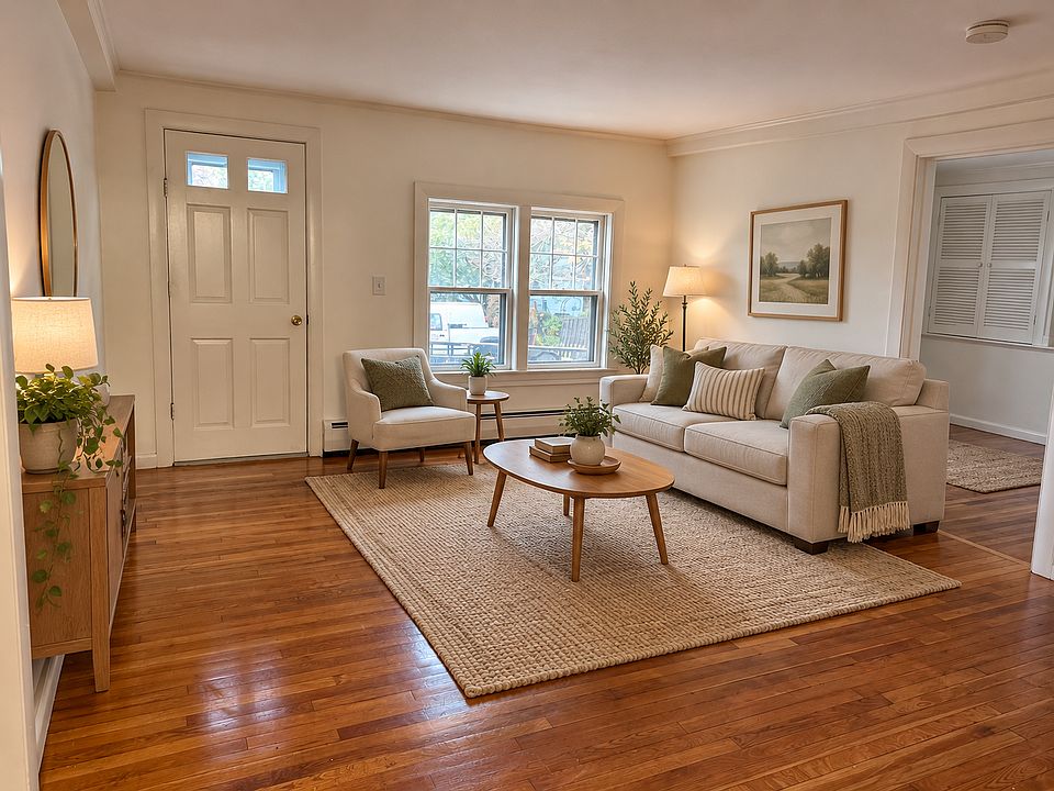 1st image of 65 R Pleasant St #1