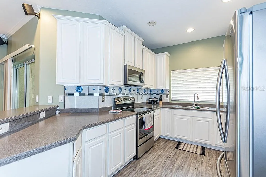 9905 Serona Bluff Way — Photo 3