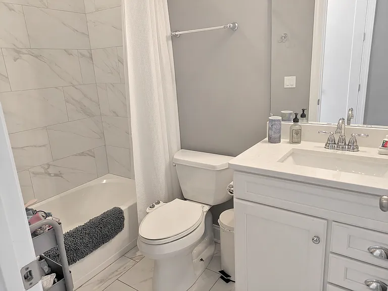 1612 Auburndale Ave — Photo 25