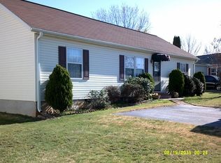 103 Sharons Way, East Flat Rock, NC 28726