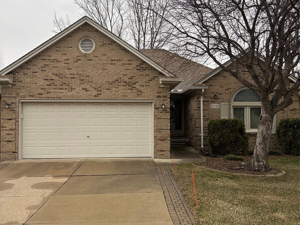 1st image of 21767 Sunset Dr #25