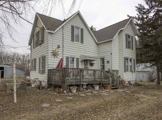 17945 Grundy Rd, Dike, IA 50613