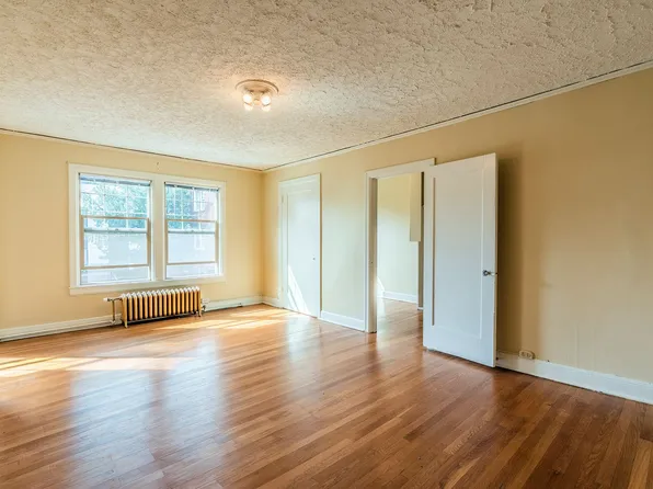 Roosevelt Apartments, 1729 12th Ave #1-215, Seattle, WA 98122