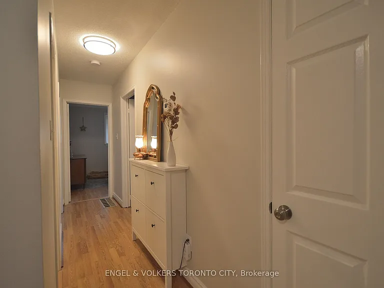 158 Cherrywood Dr #UPPER — Photo 30