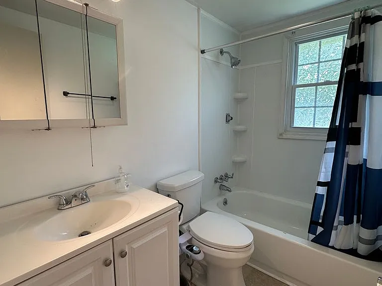 2752 Carrollwood Heights Rd — Photo 5