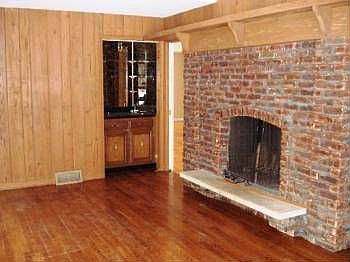 3rd image of 11 Coventry Ln