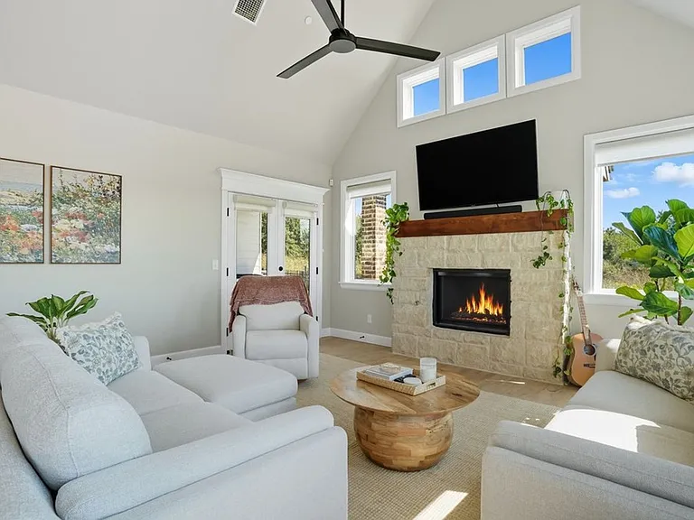 4200 Abbey Park Dr — Photo 22