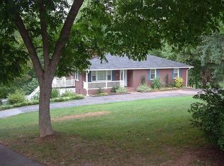 114 Lee Cir, Greer, SC 29650