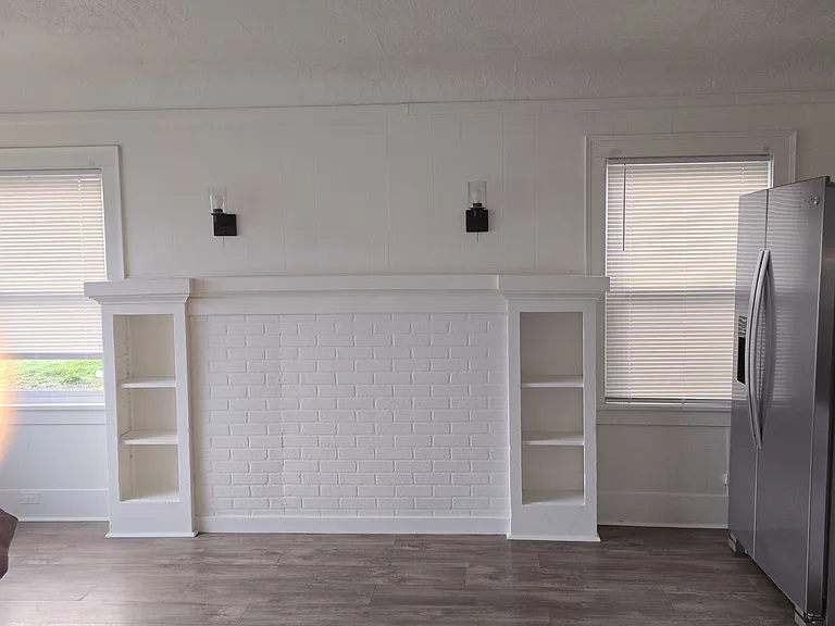 2627 Bay Ave #A — Photo 1