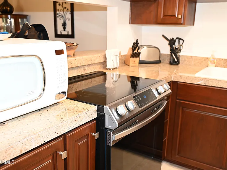 8649 E Royal Palm Rd #125 — Photo 9