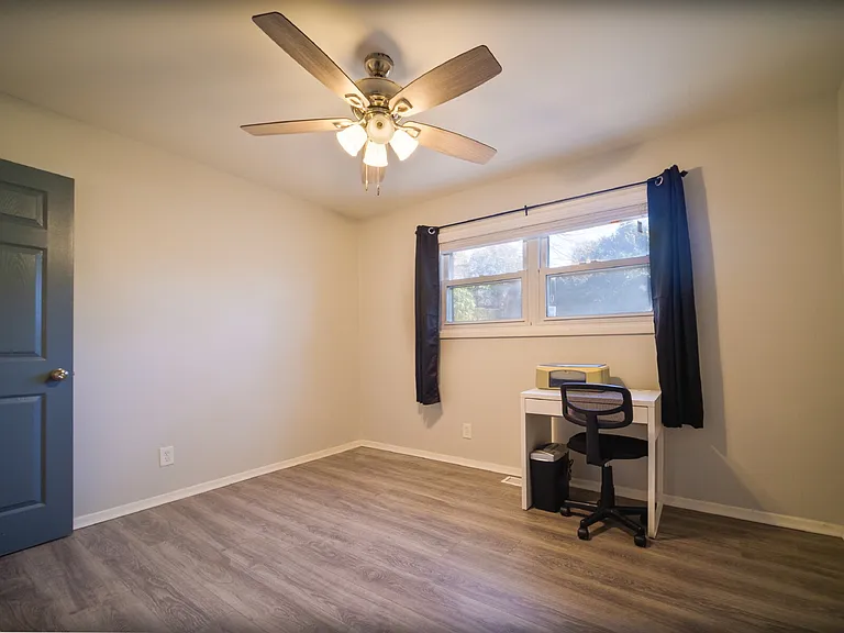 2515 Thornton Rd — Photo 14