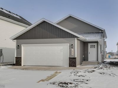 6868 Thomas St, Horace, ND, 58047