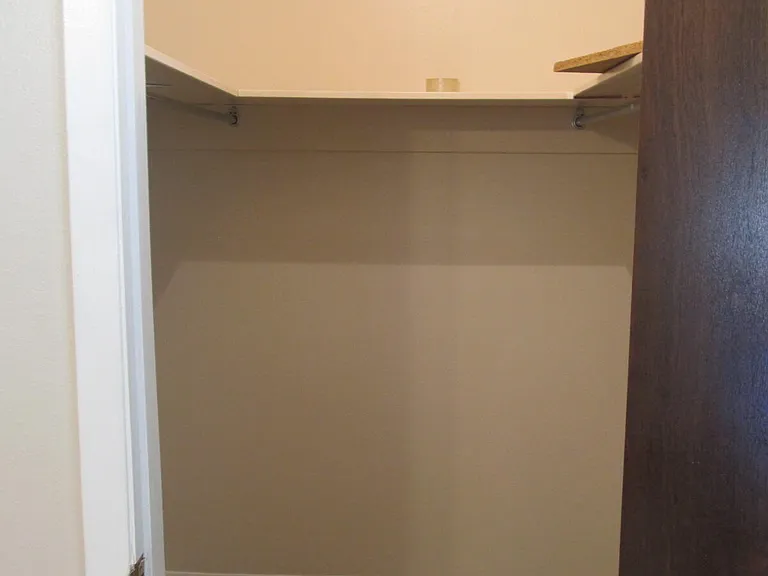 2933 Wedgewood Dr — Photo 13