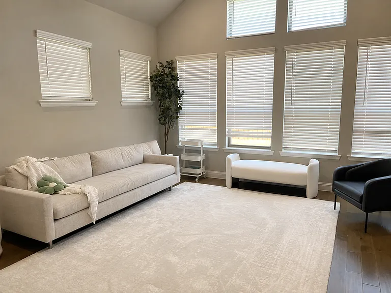 852 Belltown Dr — Photo 3