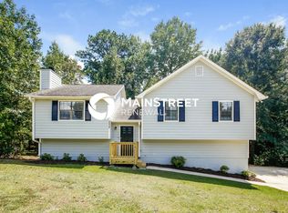 2212 Cedar Creek Ln, Lithia Springs, GA 30122