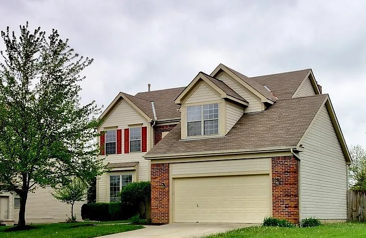 7148 Old Creek Ln photo 1