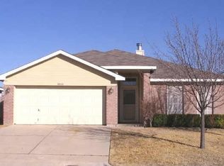 8068 Summer Sun Dr, Fort Worth, TX 76137