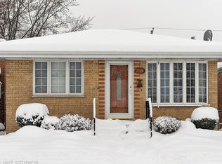 7734 Mobile Ave, Burbank, IL 60459