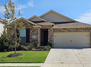 2636 Walker Ave, Aubrey, TX 76227