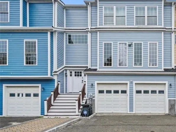 554 Mountainview Avenue #5, Valley Cottage, NY 10989