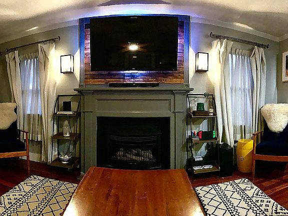 5th image of 514 Dakota St