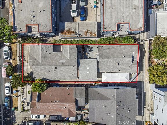 4th image of 932 Walnut Ave