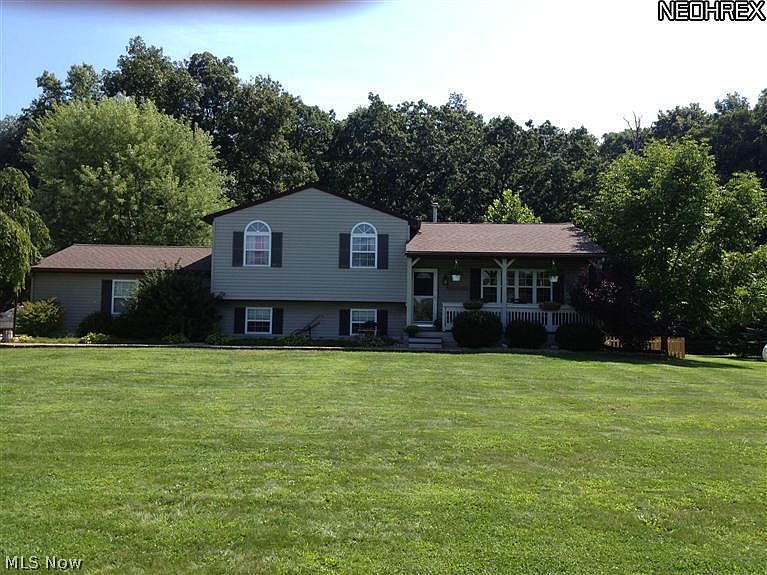1st image of 896 Walnut Grove Dr