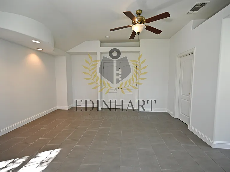 21678 Eastmere Ln — Photo 37