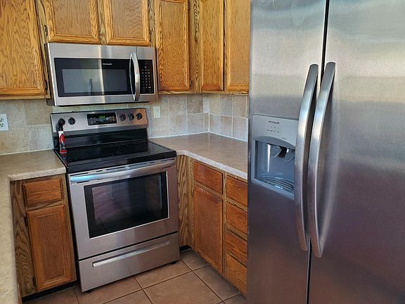 2nd image of 14674 N Olympic Way