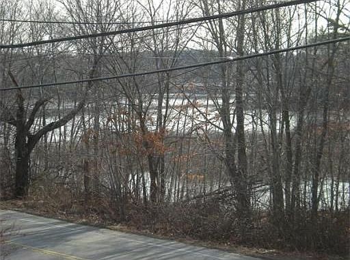 2nd image of 387 Randolph St