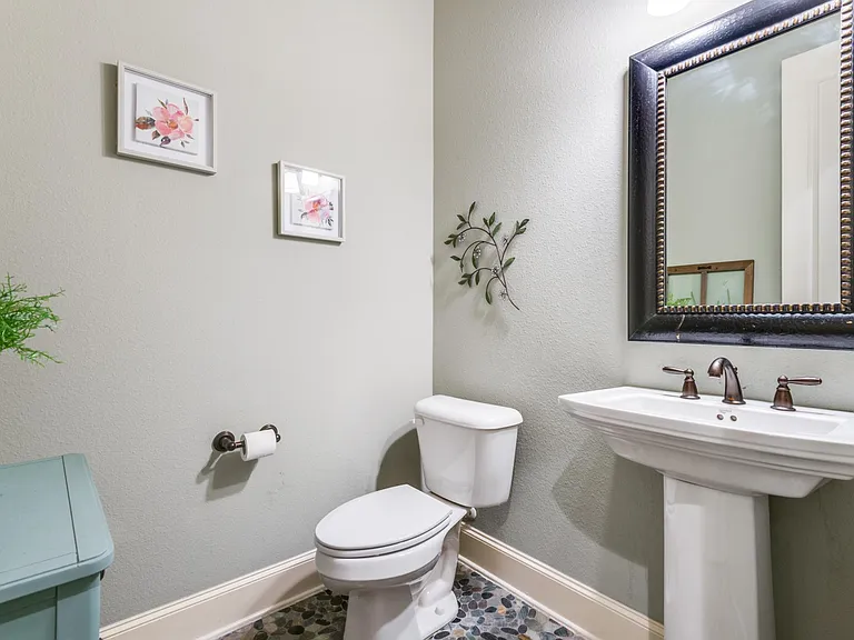 3011 Haywick Colony — Photo 30