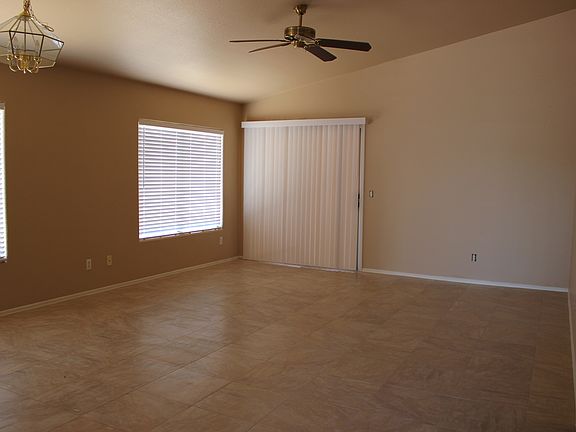 4th image of 15542 N Naegel Dr