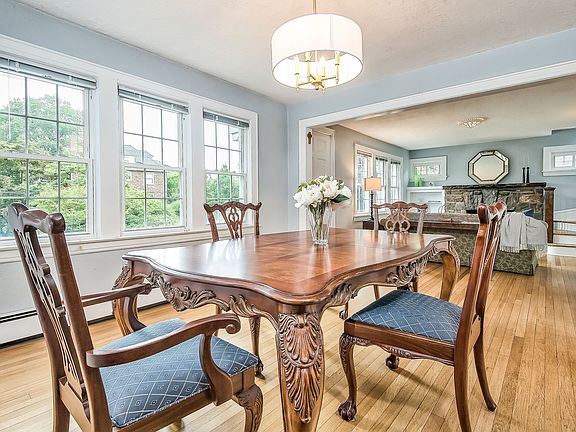 22 Alden Rd Larchmont, NY 10538  (007of 23).jpg