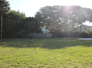 170 Seaview Ave, Palm Beach, FL 33480