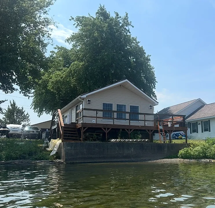 23311 Road 1008