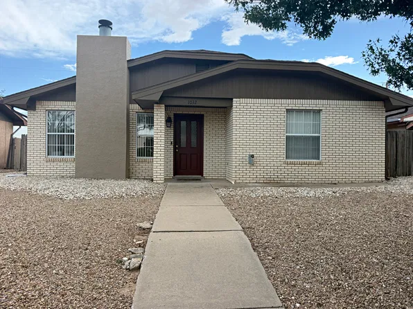 1032 Ivy Dr, Roswell, NM 88203