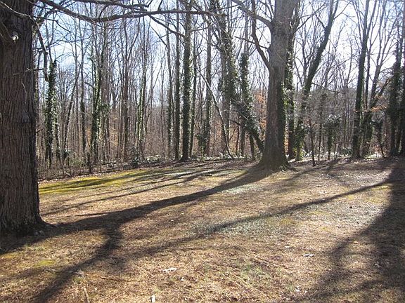 5th image of 166 Mill Village Cir