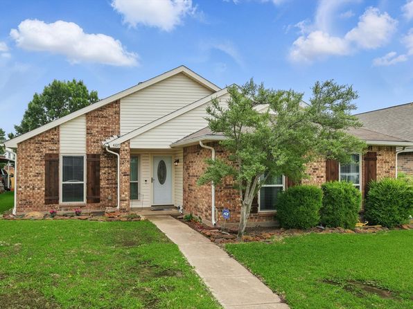 Home for Sale in The Colony TX