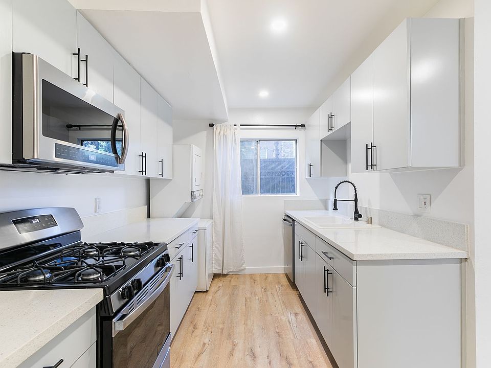 1st image of 1240 N Ogden Dr #2