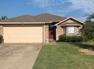 210 Windsor Dr, Forney, TX 75126