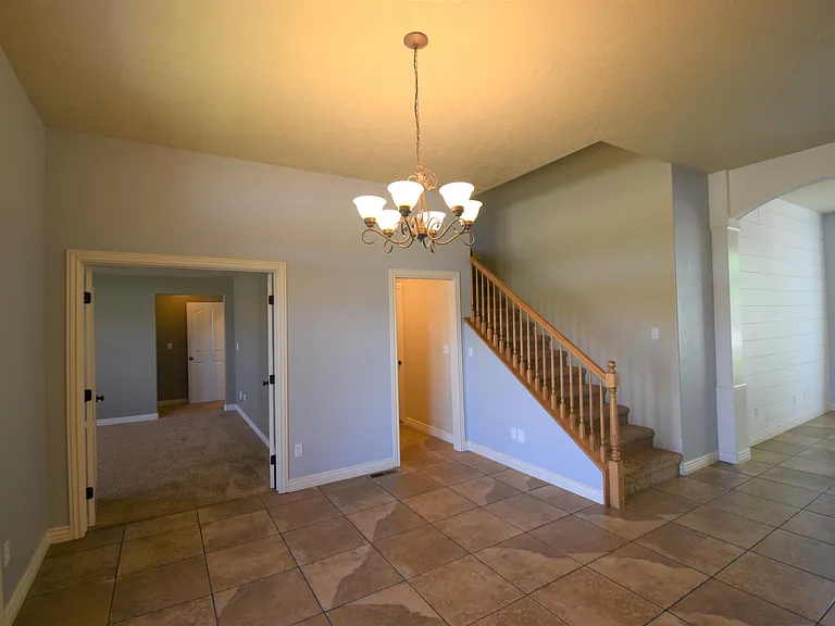 1828 E Serchio Ct — Photo 3