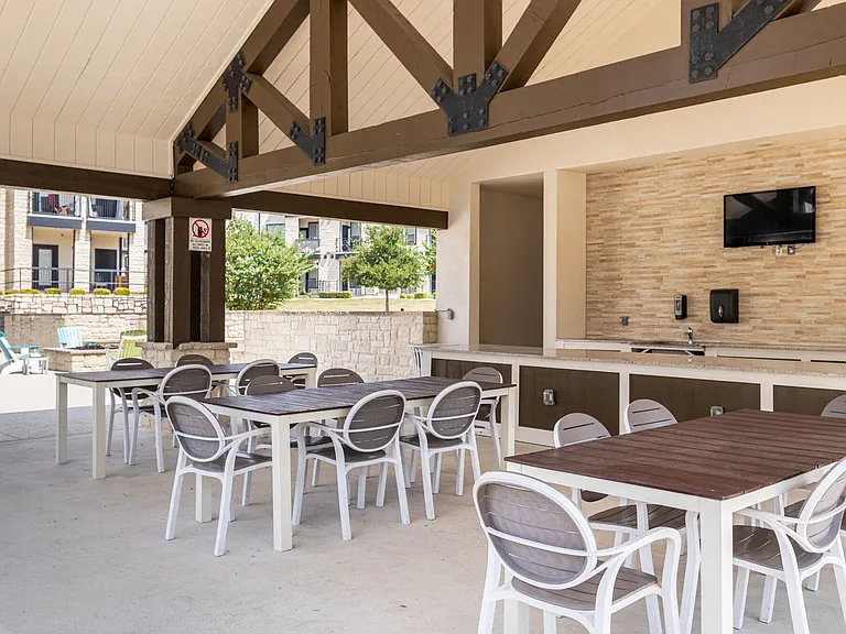Enclave Falcon Pointe — Photo 17