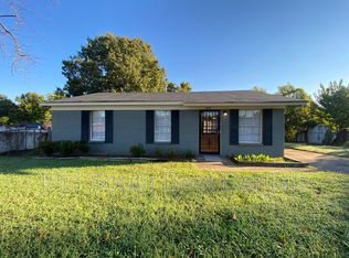 1000 Weaver Cv, Memphis, TN 38109