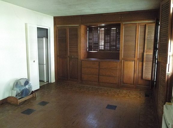 2nd image of 17134 Greenbay Ave