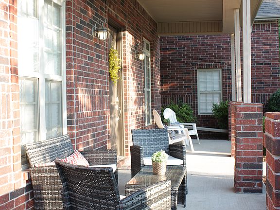5th image of 2388 N Water Way Dr